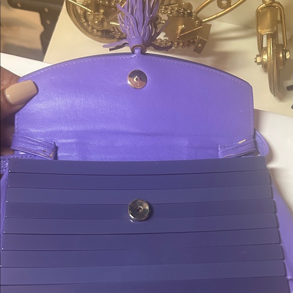 Vintage Italian leather Purple Tassel Women's Bag - Picture 5 of 10